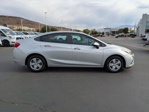Used 2017 Chevrolet Cruze LS FWD image 2