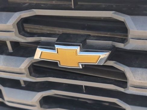 Certified 2022 Chevrolet Silverado 2500 LT AWD/4WD image 28
