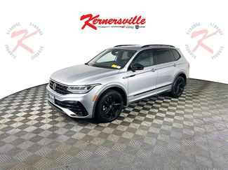 Used 2023 Volkswagen Tiguan SE R-Line video 3