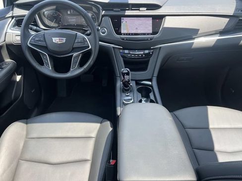 Certified 2024 Cadillac XT5 Premium Luxury AWD/4WD image 13
