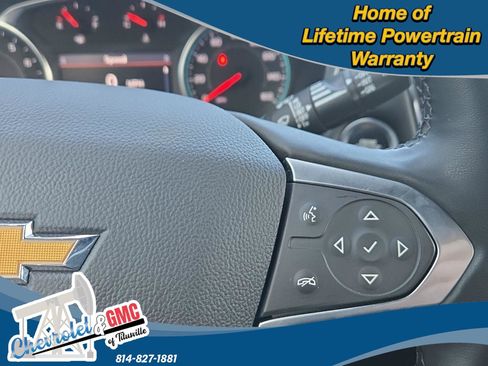 Used 2023 Chevrolet Traverse LT image 18