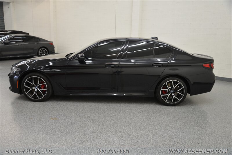 Used 2023 BMW 530i w/ M Sport Package RWD image 5