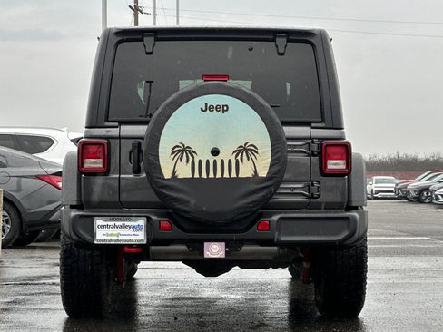 Used 2021 Jeep Wrangler Unlimited Rubicon image 19