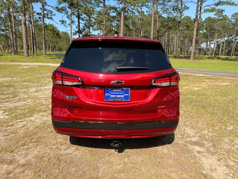 Used 2023 Chevrolet Equinox RS w/ RS Leather Package FWD image 4