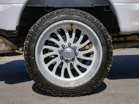 Used 2019 Ford F250 Lariat w/ Lariat Value Package image 60