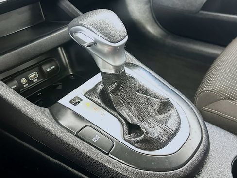 Used 2019 Kia Forte Sedan FWD image 23