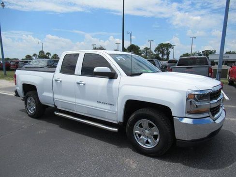 Certified 2018 Chevrolet Silverado 1500 LT RWD image 4
