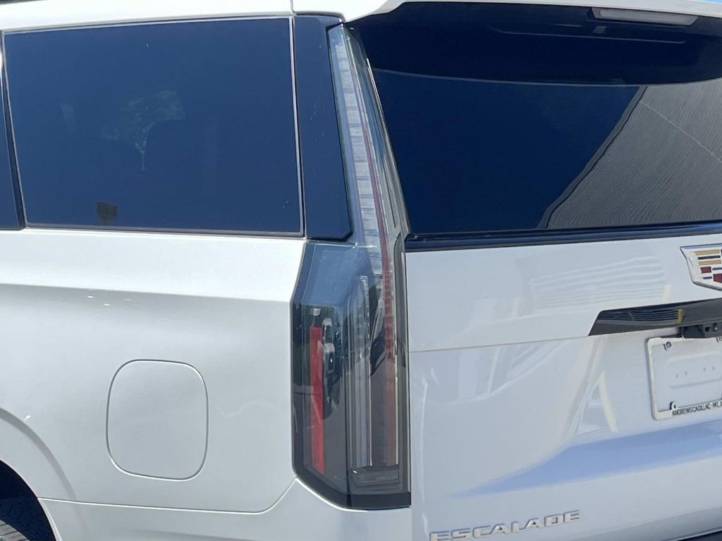Certified 2025 Cadillac Escalade Sport AWD/4WD image 57