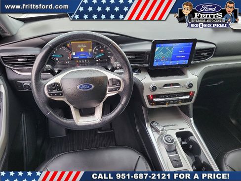 Certified 2022 Ford Explorer XLT w/ Equipment Group 202A image 5