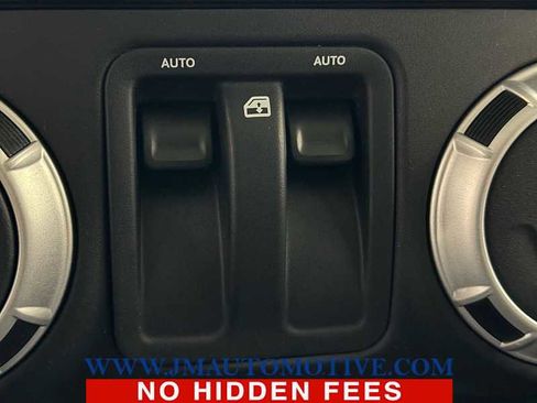 Used 2015 Jeep Wrangler Sahara w/ Dual Top Group image 29