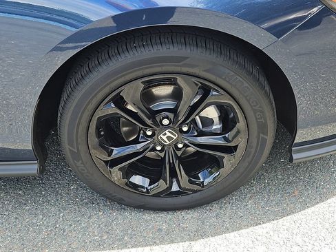 Certified 2025 Honda Accord SE image 10