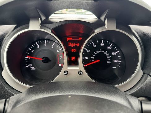 Used 2016 Nissan Juke S FWD image 23