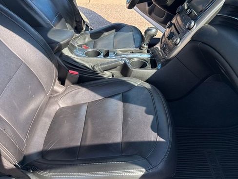 Used 2014 Chevrolet Malibu LT FWD image 17