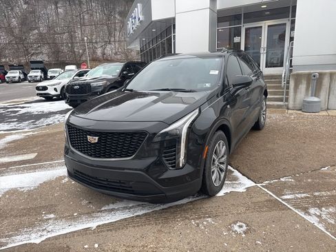 Used 2020 Cadillac XT4 Sport w/ Driver Awareness Package image 3