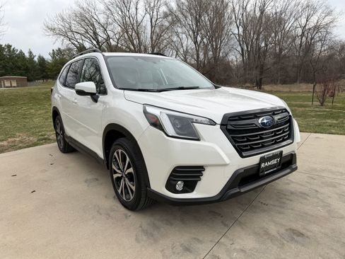 Used 2024 Subaru Forester Limited image 8