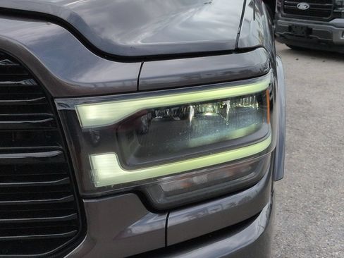 Used 2022 RAM 2500 Laramie w/ Night Edition AWD/4WD image 10