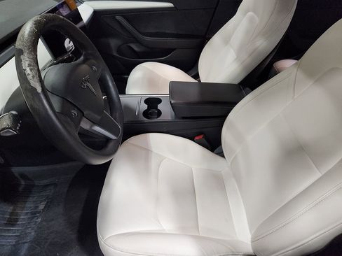 Used 2022 Tesla Model 3 Performance image 31