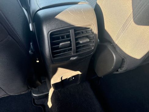 Used 2022 Ford Escape SE w/ Convenience Package image 28