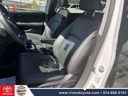 Used 2023 Honda Odyssey Touring image 36