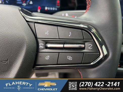 Used 2025 Chevrolet Equinox RS w/ Safety and Technology Package FWD image 26