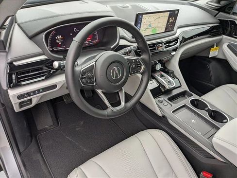Used 2026 Acura MDX SH-AWD w/ Technology Package image 3
