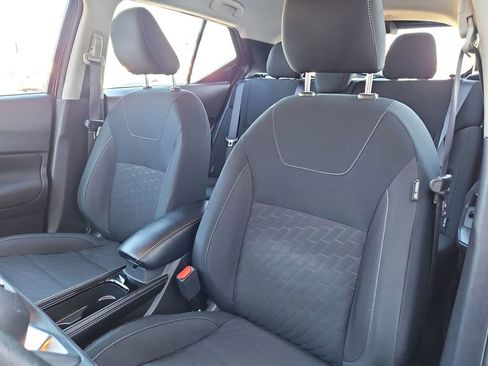 Used 2024 Nissan Kicks SV image 21