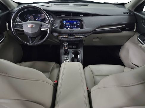Used 2020 Cadillac XT4 Premium Luxury AWD/4WD image 13