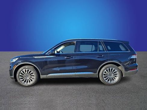 Used 2023 Lincoln Aviator AWD w/ Premium Package image 7