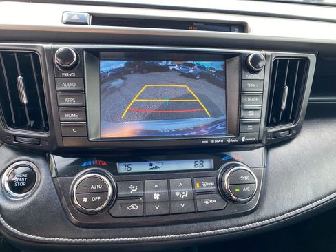 Used 2016 Toyota RAV4 Limited AWD/4WD image 22