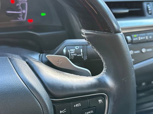 Used 2020 Lexus ES 350 w/ Luxury Package image 39