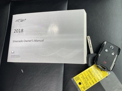 Used 2018 Chevrolet Silverado 1500 LT w/ Redline Edition image 39