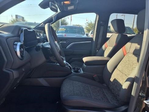 Certified 2024 Chevrolet Colorado Z71 w/ Z71 Convenience Package 2 image 18