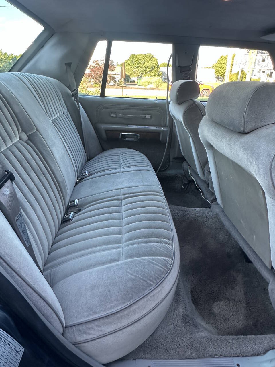 Used 1990 Ford LTD Crown Victoria RWD image 13