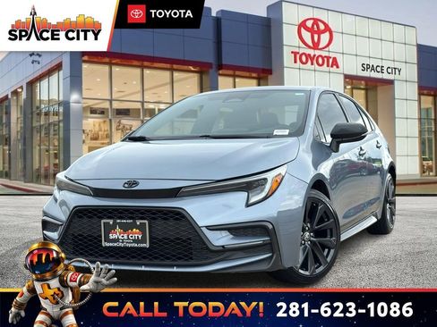 Used 2023 Toyota Corolla SE FWD image 1