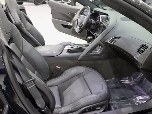 Used 2016 Chevrolet Corvette Stingray Convertible w/ 3LT Preferred Equipment Group image 29