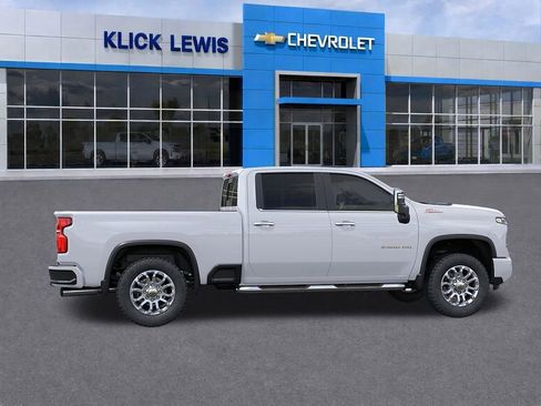 New 2026 Chevrolet Silverado 2500 LT w/ Z71 Chrome Sport Edition AWD/4WD image 5