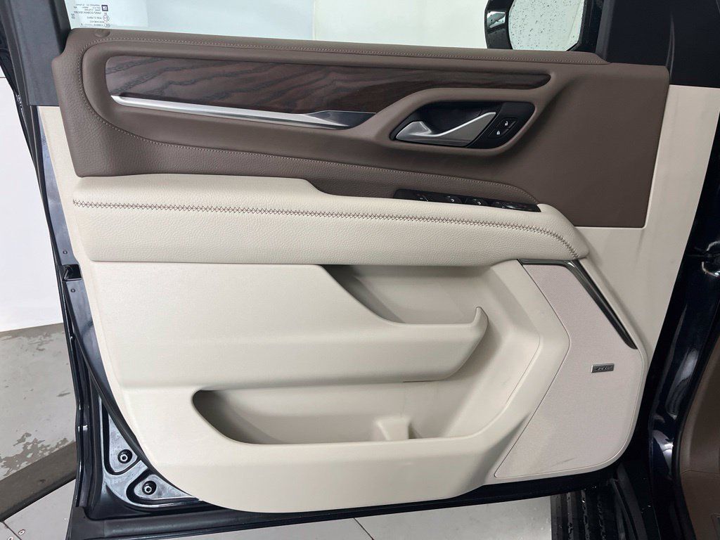 Used 2022 GMC Yukon Denali AWD/4WD image 28