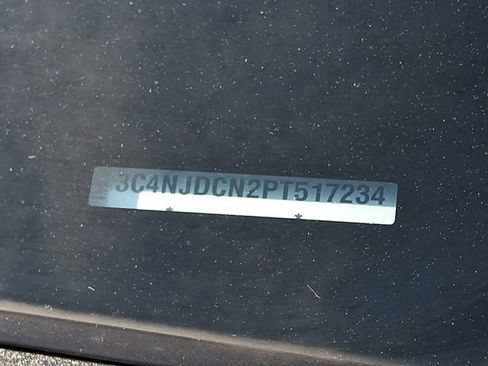 Certified 2023 Jeep Compass Limited image 30