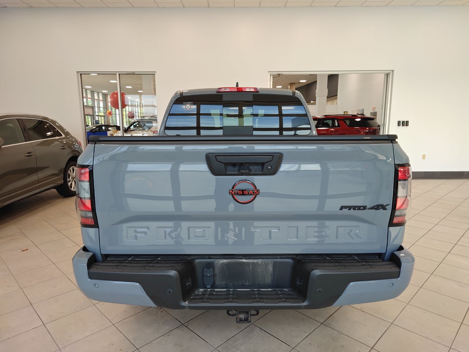 Used 2023 Nissan Frontier PRO-4X w/ Pro-4X Premium Package AWD/4WD image 3