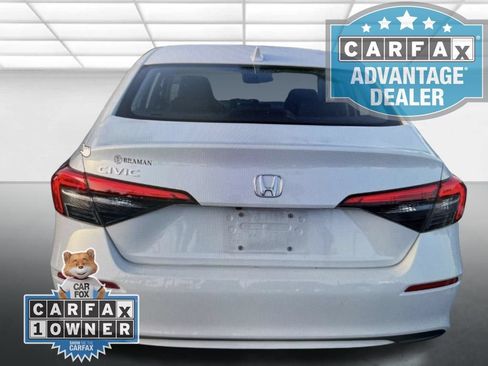 Used 2024 Honda Civic EX image 2