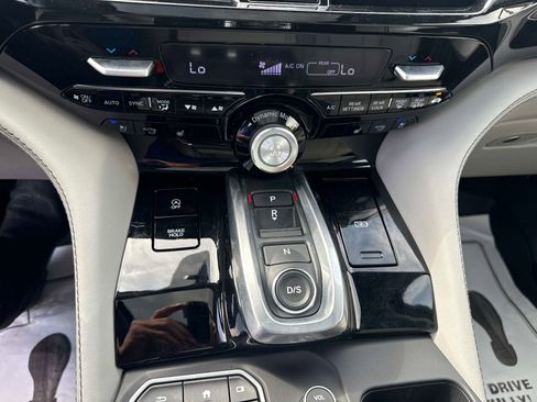 Used 2022 Acura MDX SH-AWD w/ Advance Package image 28