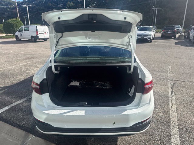 Certified 2024 Volkswagen Jetta S FWD image 14