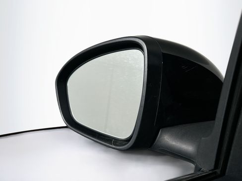 Used 2024 Nissan Sentra SV FWD image 16