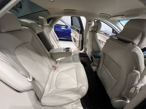 Used 2019 Lincoln MKZ Premiere image 26