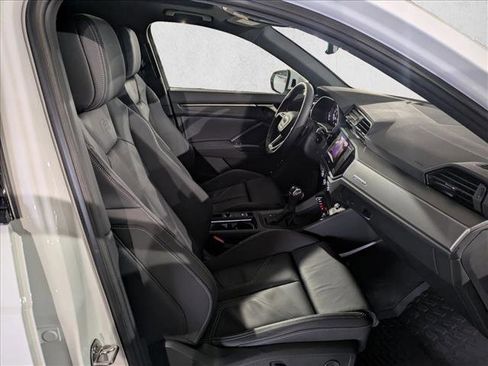 Certified 2025 Audi Q3 2.0T Premium w/ Convenience Package image 22