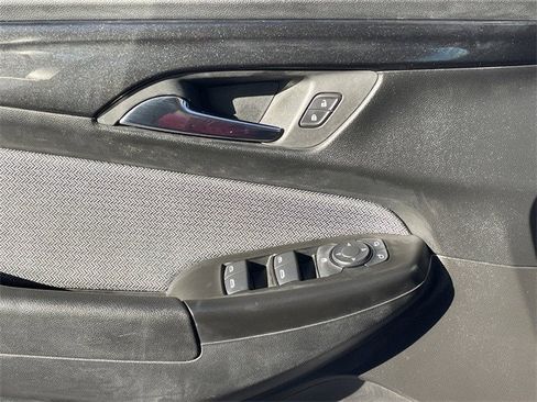 Used 2025 Chevrolet TrailBlazer LT image 24