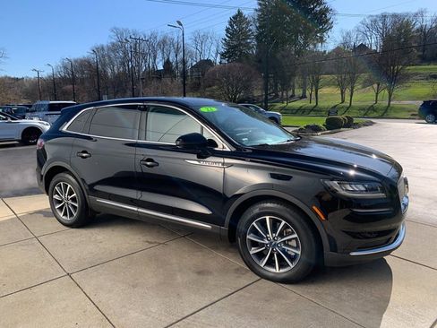 Certified 2022 Lincoln Nautilus AWD image 8