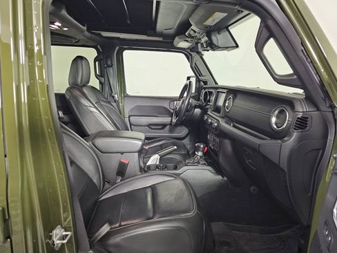 Used 2021 Jeep Wrangler Unlimited Sahara w/ Safety Group image 11