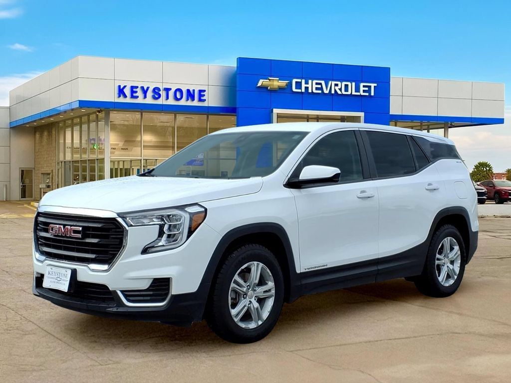 Used 2024 GMC Terrain SLE FWD image 3