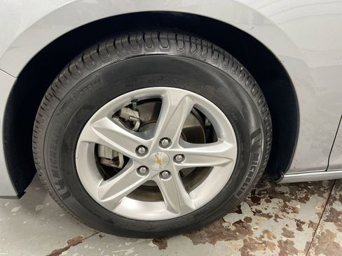 Used 2024 Chevrolet Malibu LT FWD image 26